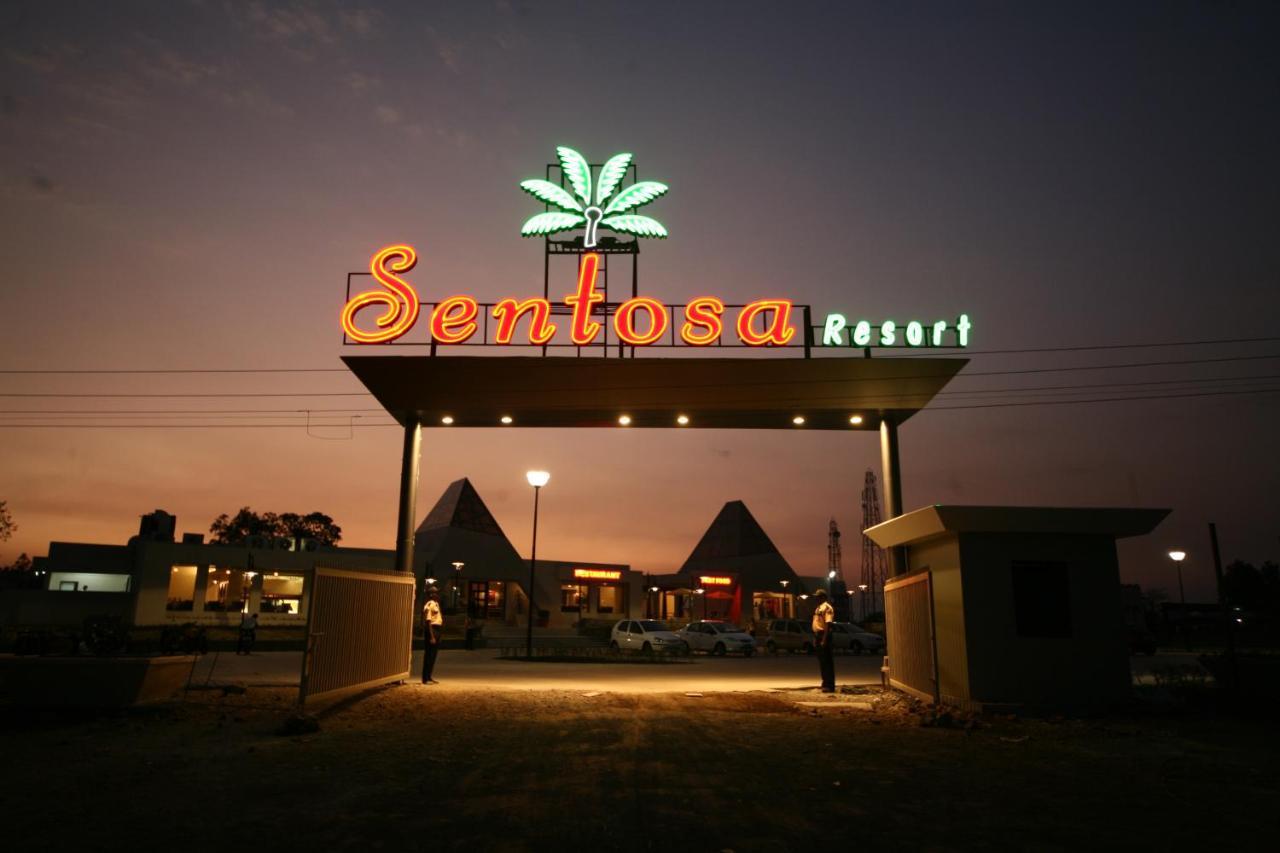 Sentosa Resorts & Water Park Chinchvad Kültér fotó